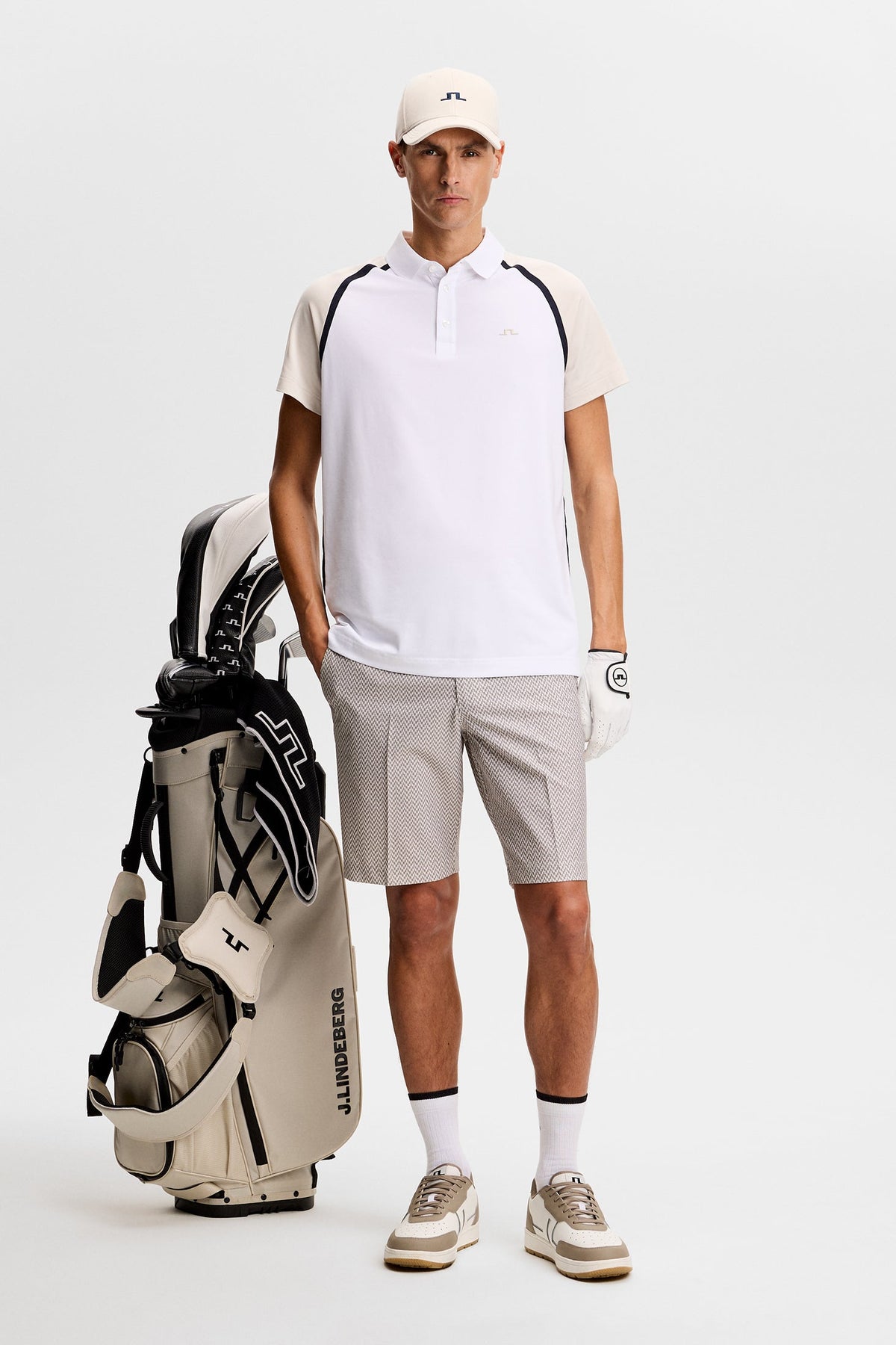 Bruce Polo / Moonbeam